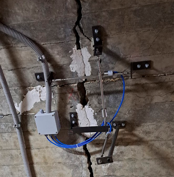 Monitoreo de Fisuras – Embalse El Yeso